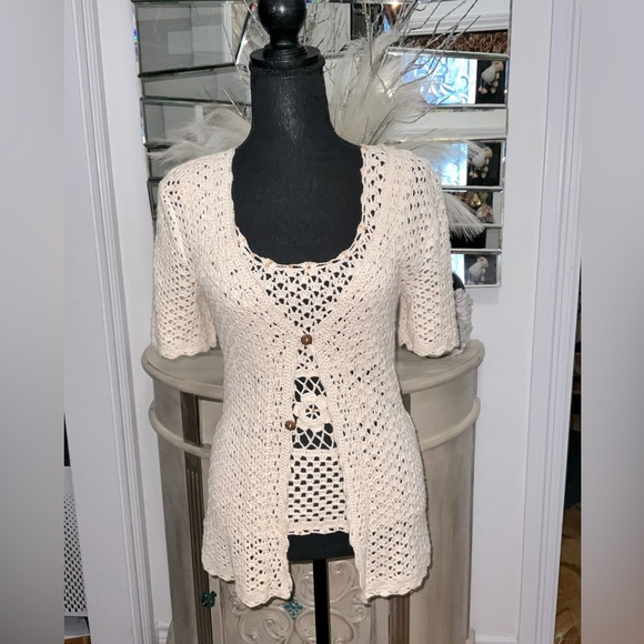 Ivory 2 pieces Set top & cardigan handbag crochet and wood buttons. Size S/M - Picture 5 of 10